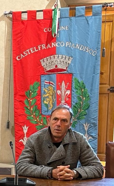 Datei:IT castelfranco-piandisco-g.jpg