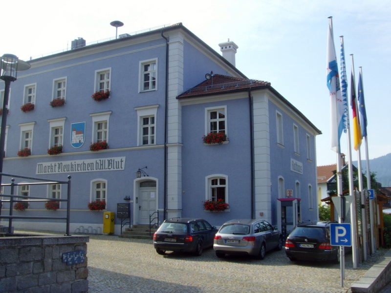 Datei:Neukirchen-b-hl-blut1.jpg