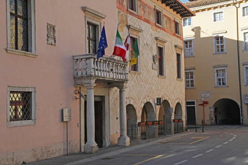 Datei:IT rovereto1.jpg