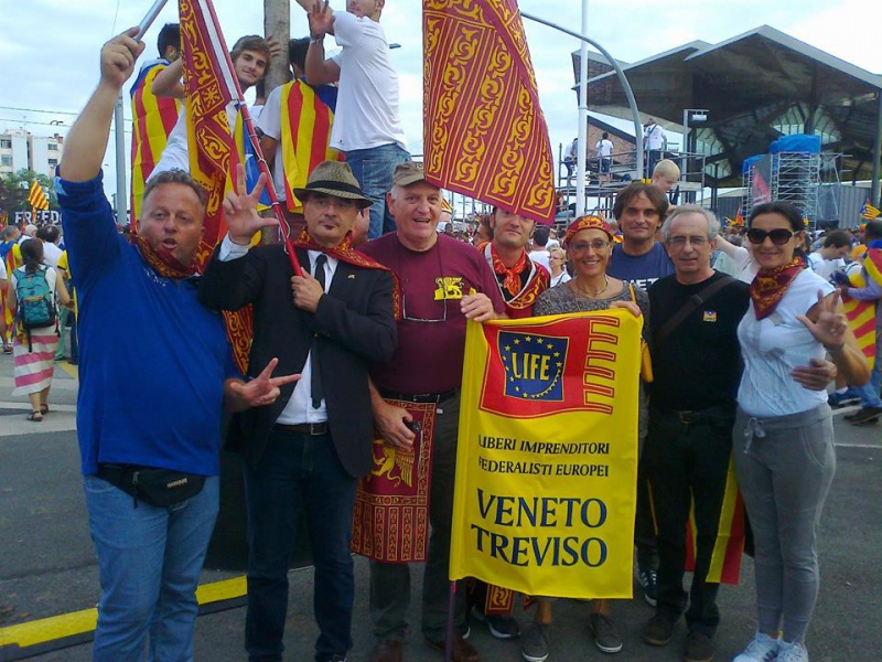 Datei:POL IT life8.jpg