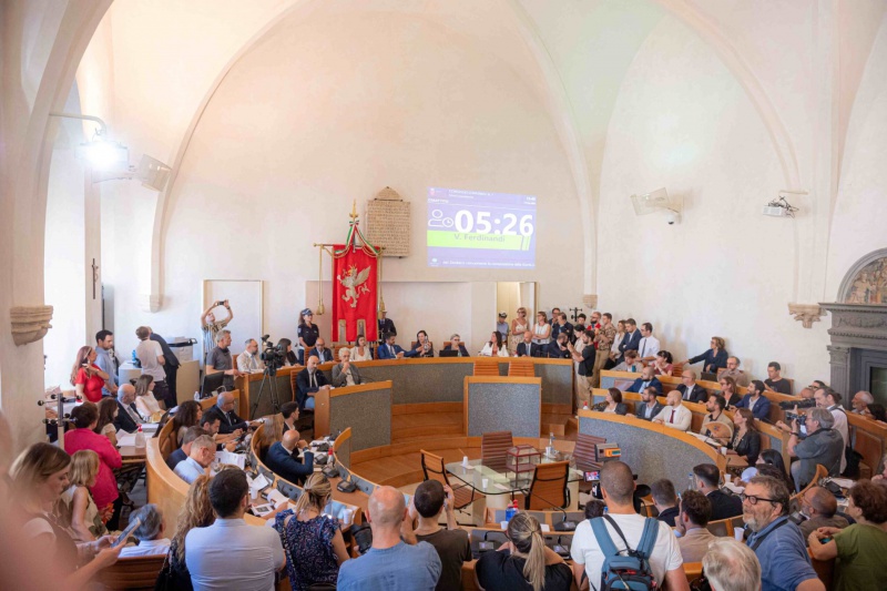 Datei:IT perugia-g6.jpg