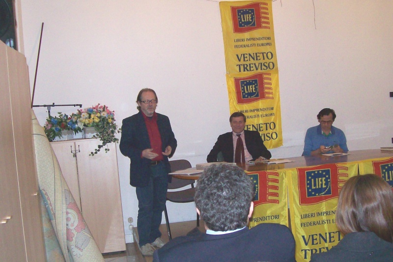 Datei:POL IT life5.jpg